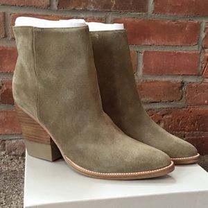Marc Fisher taupe suede Bellen Bootie